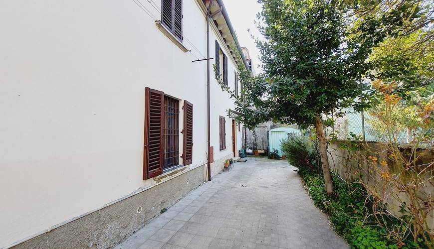 Appartamento in vendita a Arezzo Saione