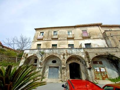 Appartamento in Via Monsignor Franchini 3 in zona Votraci a Montecorvino Rovella