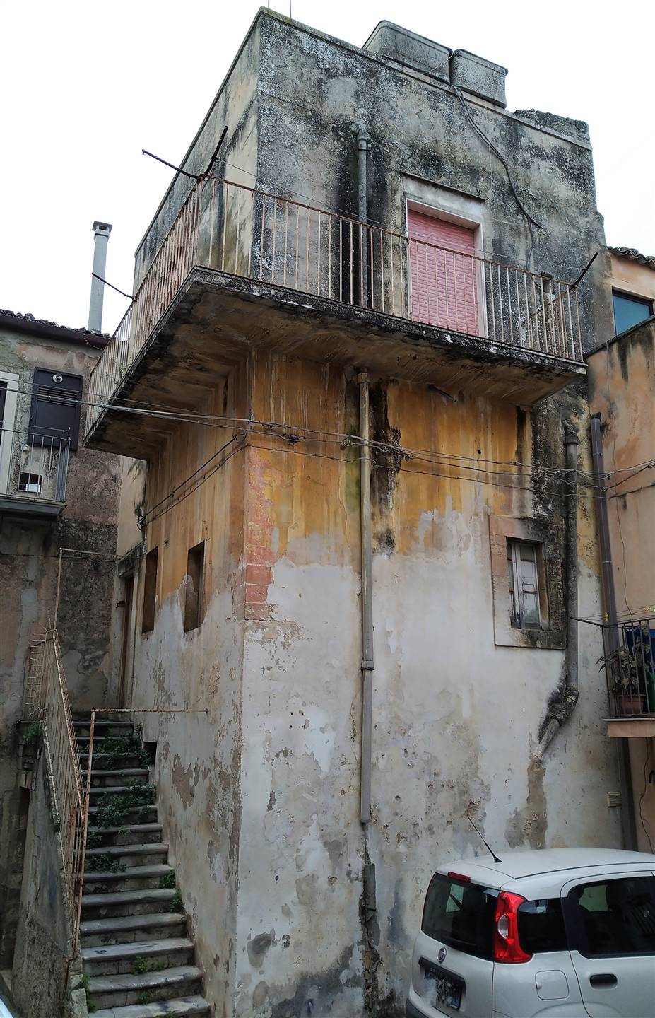 Casa singola in vendita a Ragusa Centro Storico Basso