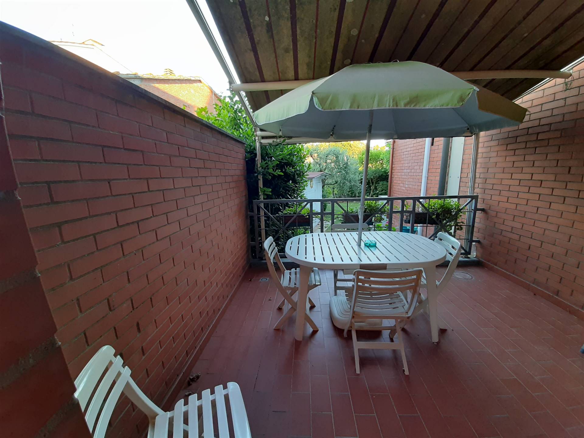 LE PINETE, FUCECCHIO, Detached apartment for sale of 60 Sq. mt., Excellent Condition, Heating Individual heating system, Energetic class: F, Epi: 170,