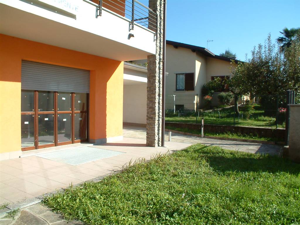 Villa Bifamiliare In Vendita A Lomazzo Como Rif Sp39659