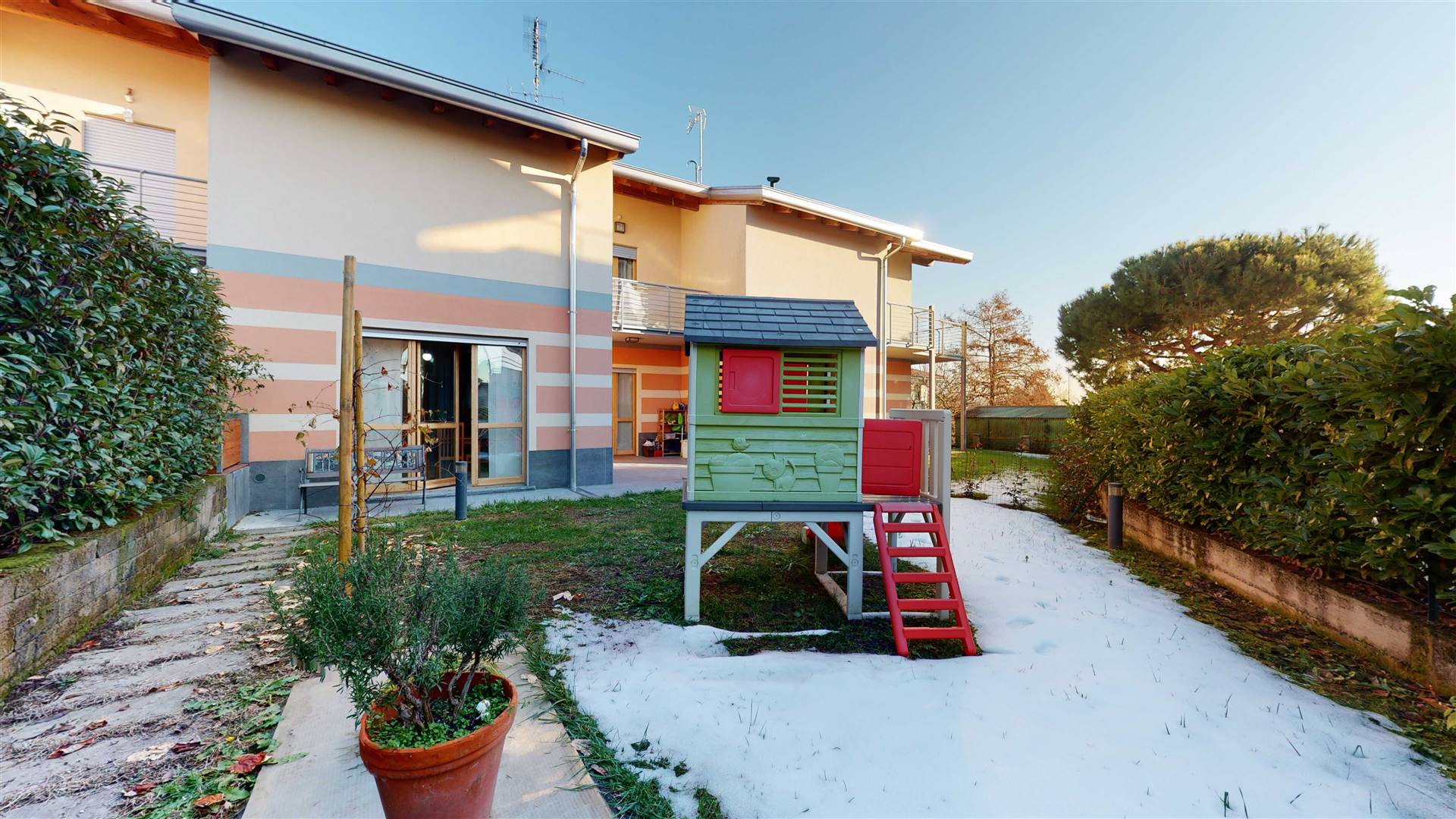 CREMNAGO, INVERIGO, Terraced house for sale, Excellent Condition, Heating To floor, Energetic class: B, Epi: 58,49 kwh/m2 year, composed by: 4 Rooms, 