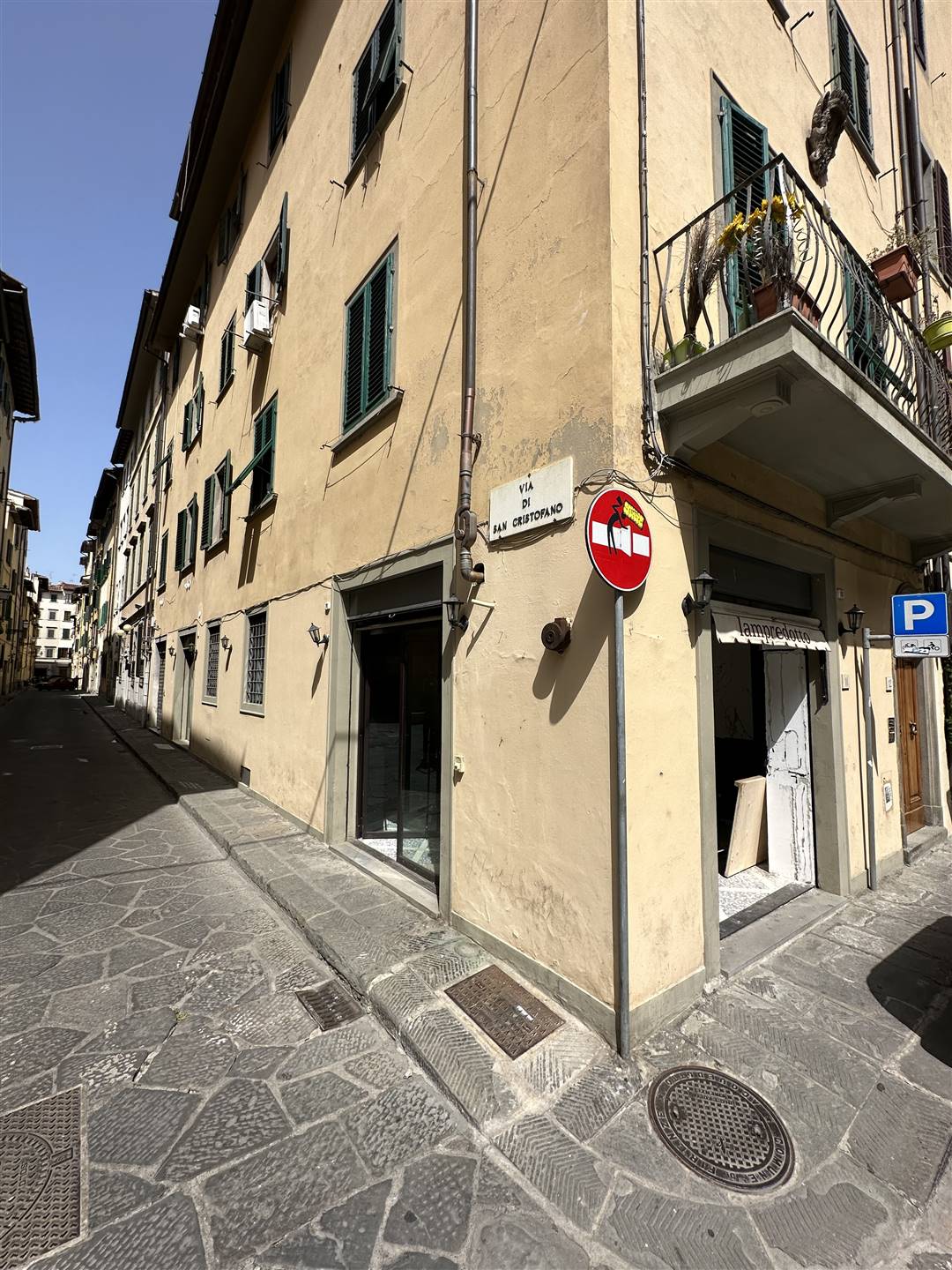 SANTA CROCE, FIRENZE, Commercial business for rent of 87 Sq. mt., Excellent Condition, Heating Individual heating system, Energetic class: G, Epi: 