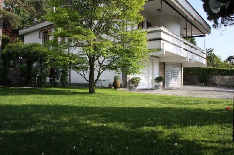 Villa unifamiliare in vendita, Lipomo