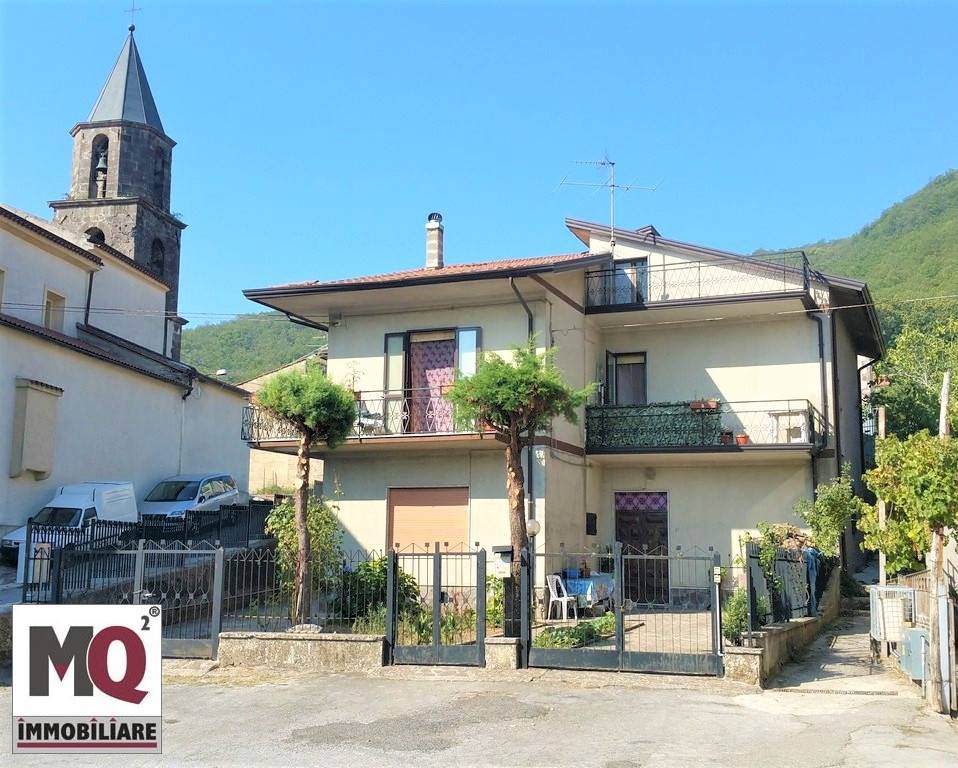 Villa in vendita a Roccamonfina Caserta