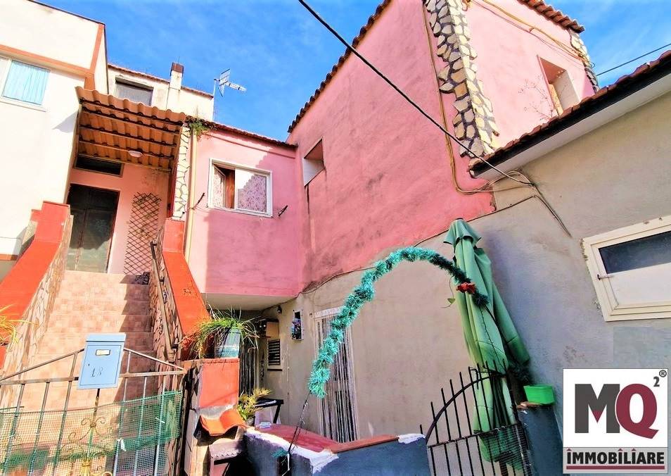 Appartamento indipendente in vendita a Mondragone Caserta Sant'angelo