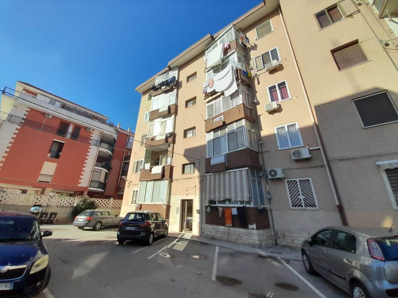 Trilocale in Via Saverio Damiani 5 in zona Stanic a Bari