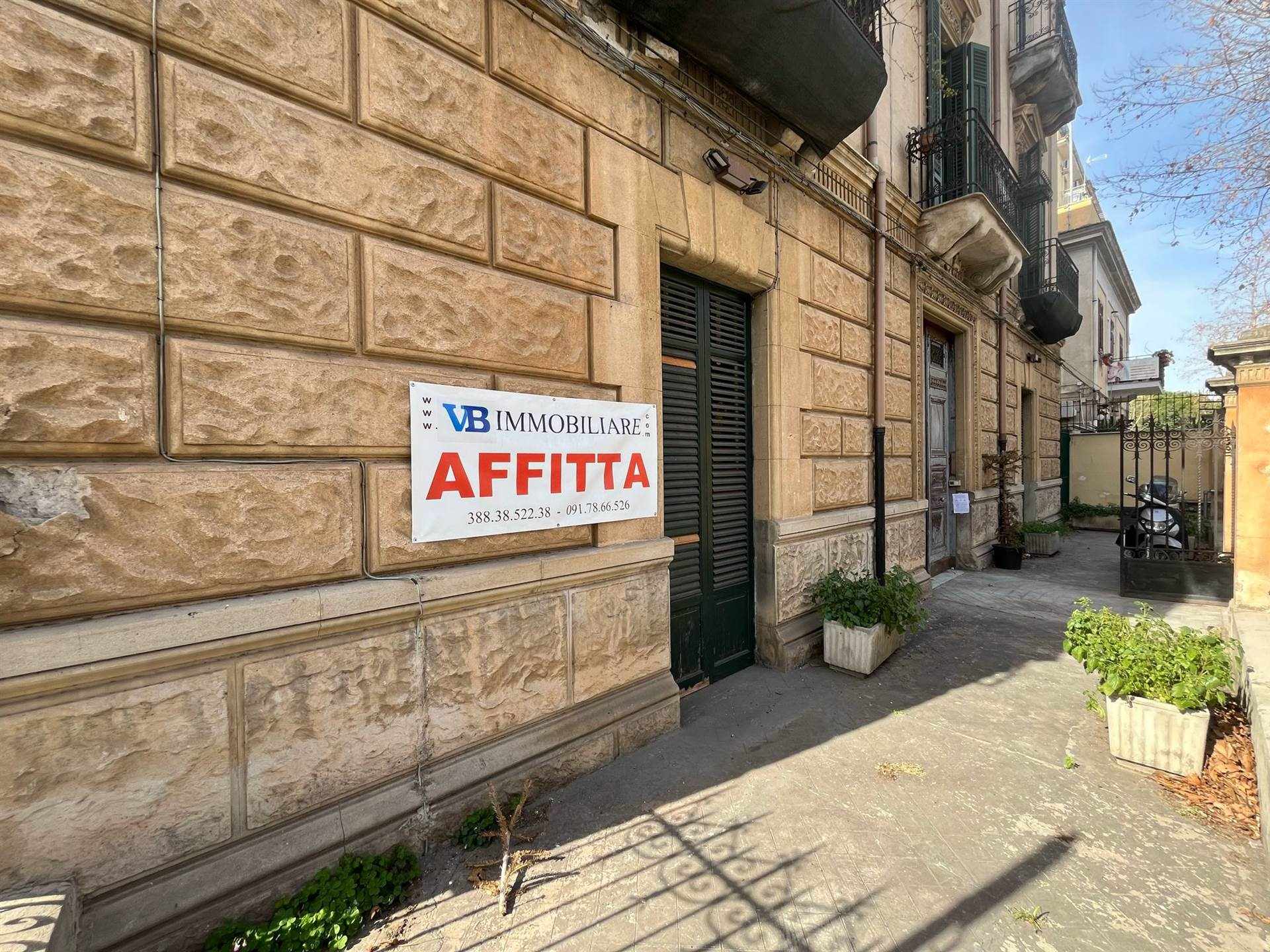 UDITORE, PALERMO, Store for rent of 250 Sq. mt., Excellent Condition, Heating Individual heating system, Energetic class: G, Epi: 65 kwh/m3 year, 