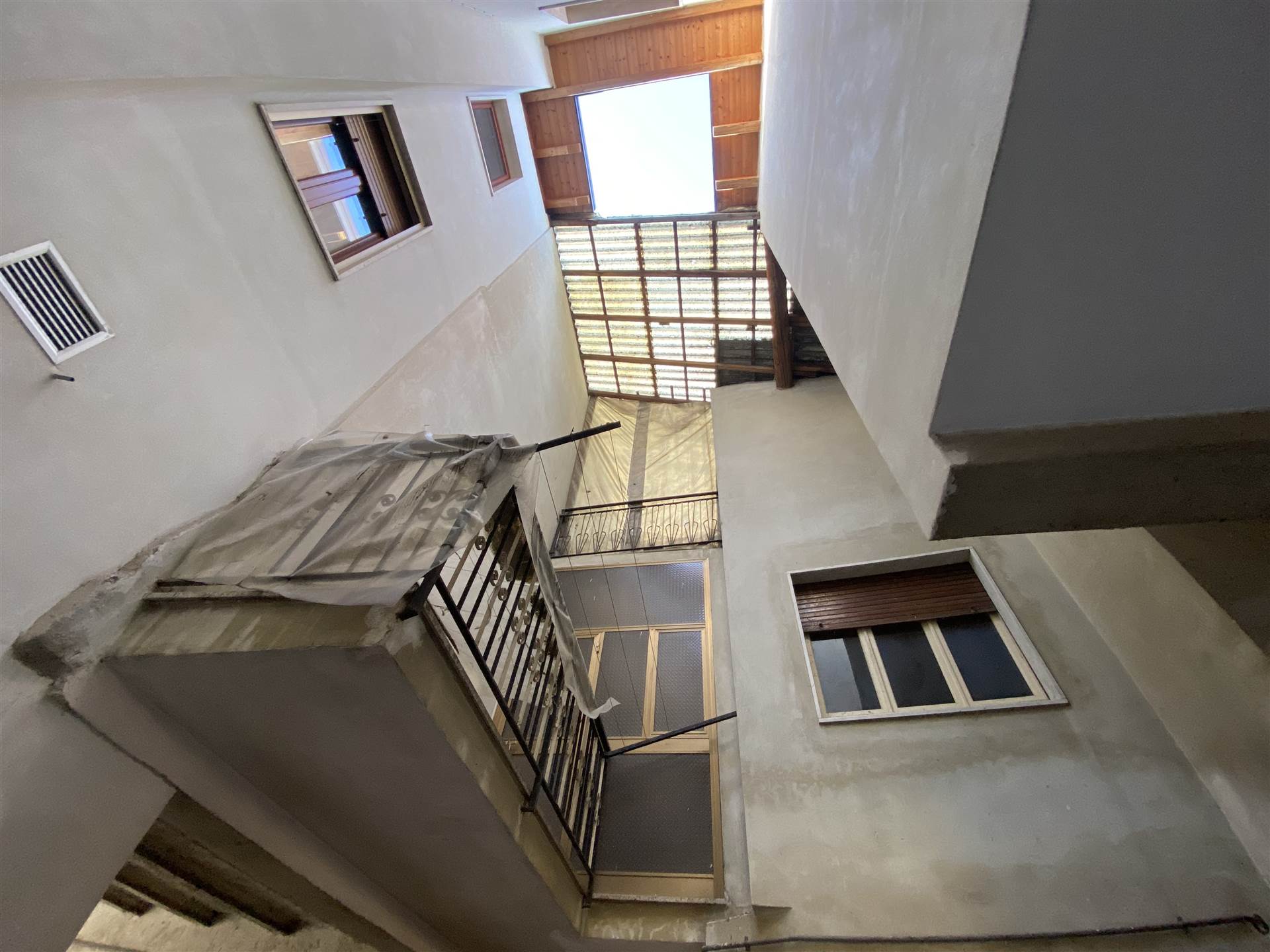 POGNANO, Rustic farmhouse for sale of 390 Sq. mt., Be restored, Energetic class: Not subject, composed by: 11 Rooms, Separate kitchen, , Price: € 65,