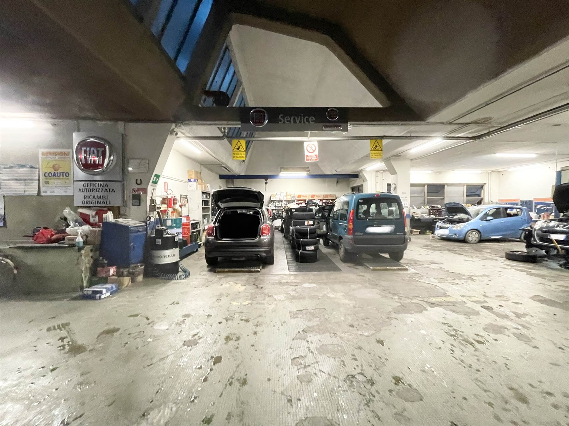 Garage / Posto auto in ottime condizioni in zona Libertà, Savonarola a Firenze