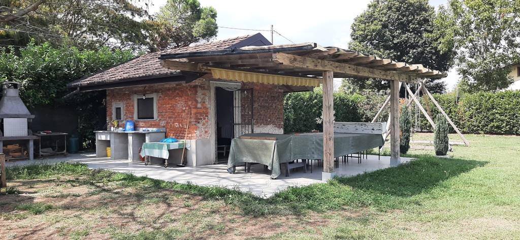 Rustico casale in vendita a Vigevano Pavia