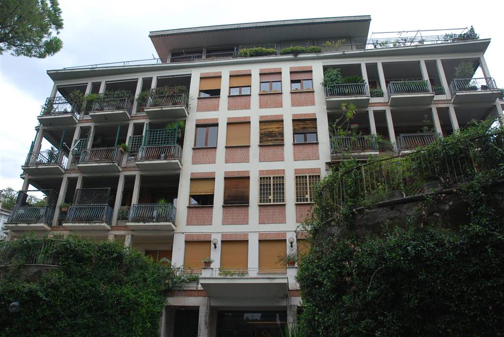 Appartamento in Via Colli della Farnesina in zona Flaminio, Fleming, Vigna Clara, Camilluccia a Roma
