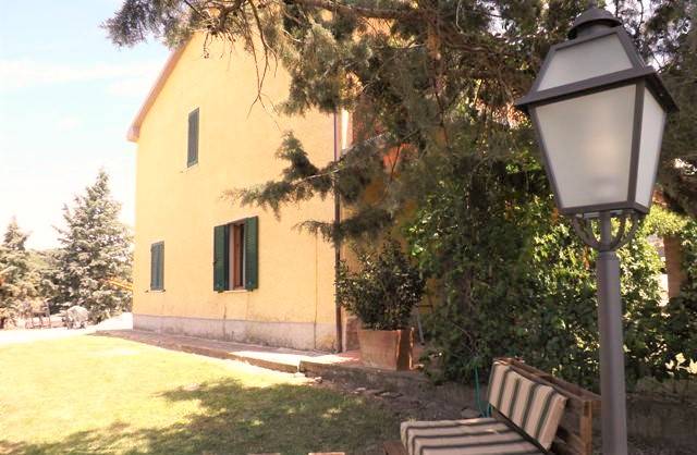 Colonica in vendita a Montecatini Val Di Cecina Pisa Castello Di Querceto