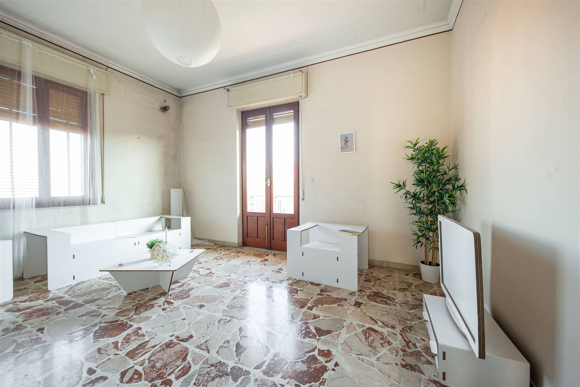 Appartamento in vendita a Valverde Catania