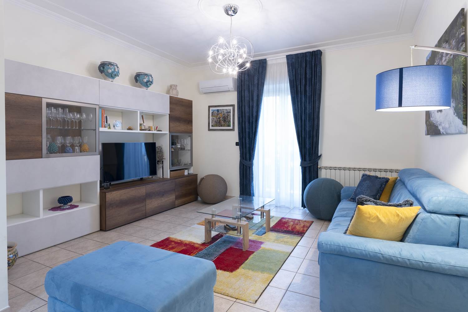 BARRIERA, CATANIA, Apartment for sale of 86 Sq. mt., Excellent Condition, Heating Individual heating system, placed at 4° on 5, composed by: 3 Rooms, 