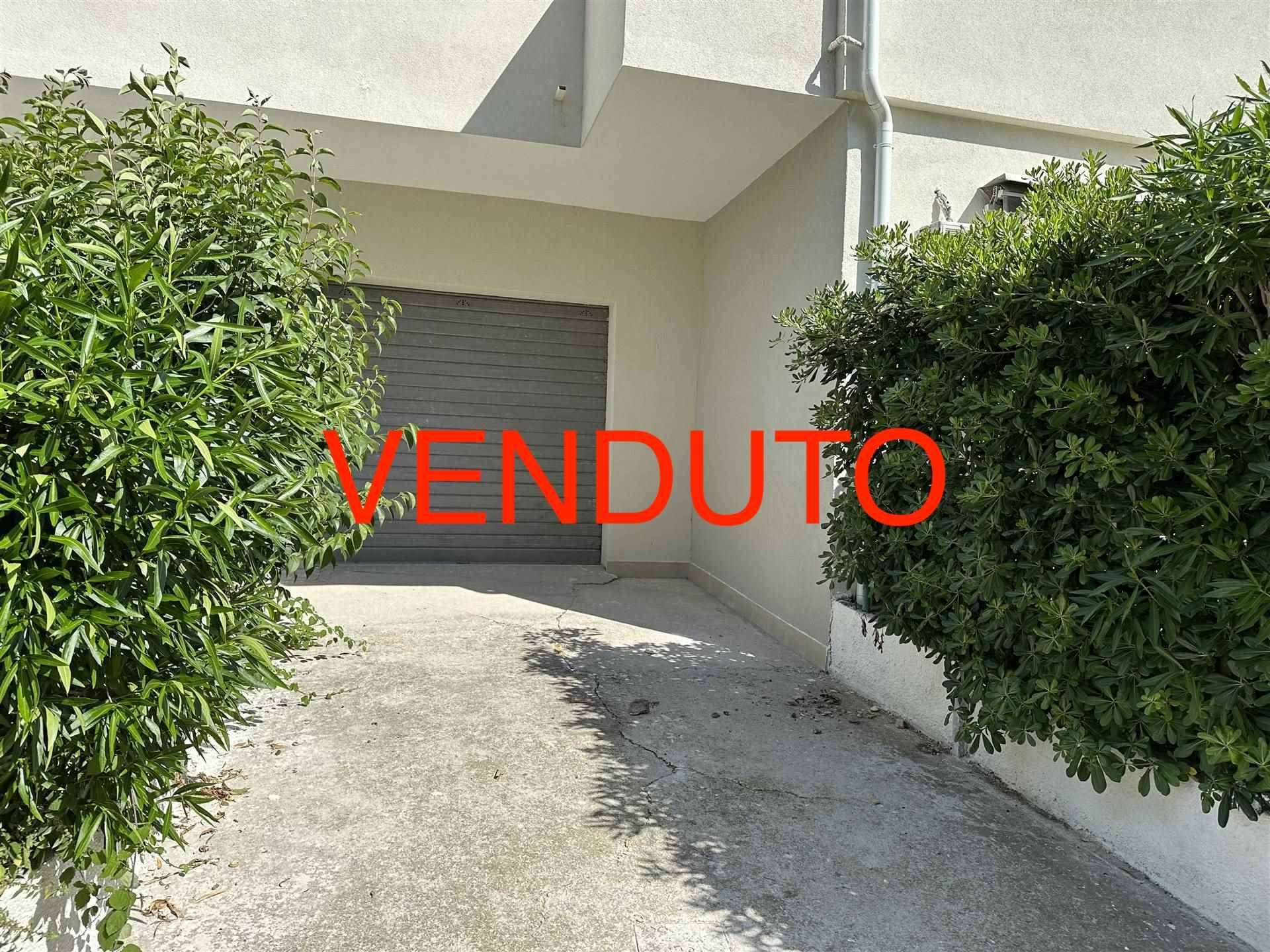 SAN SALVO MARINA, SAN SALVO, Garage / Parking space for sale of 10 Sq. mt., Energetic class: G, Epi: 1 kwh/m2 year, composed by: 1 Room, Double Box, 