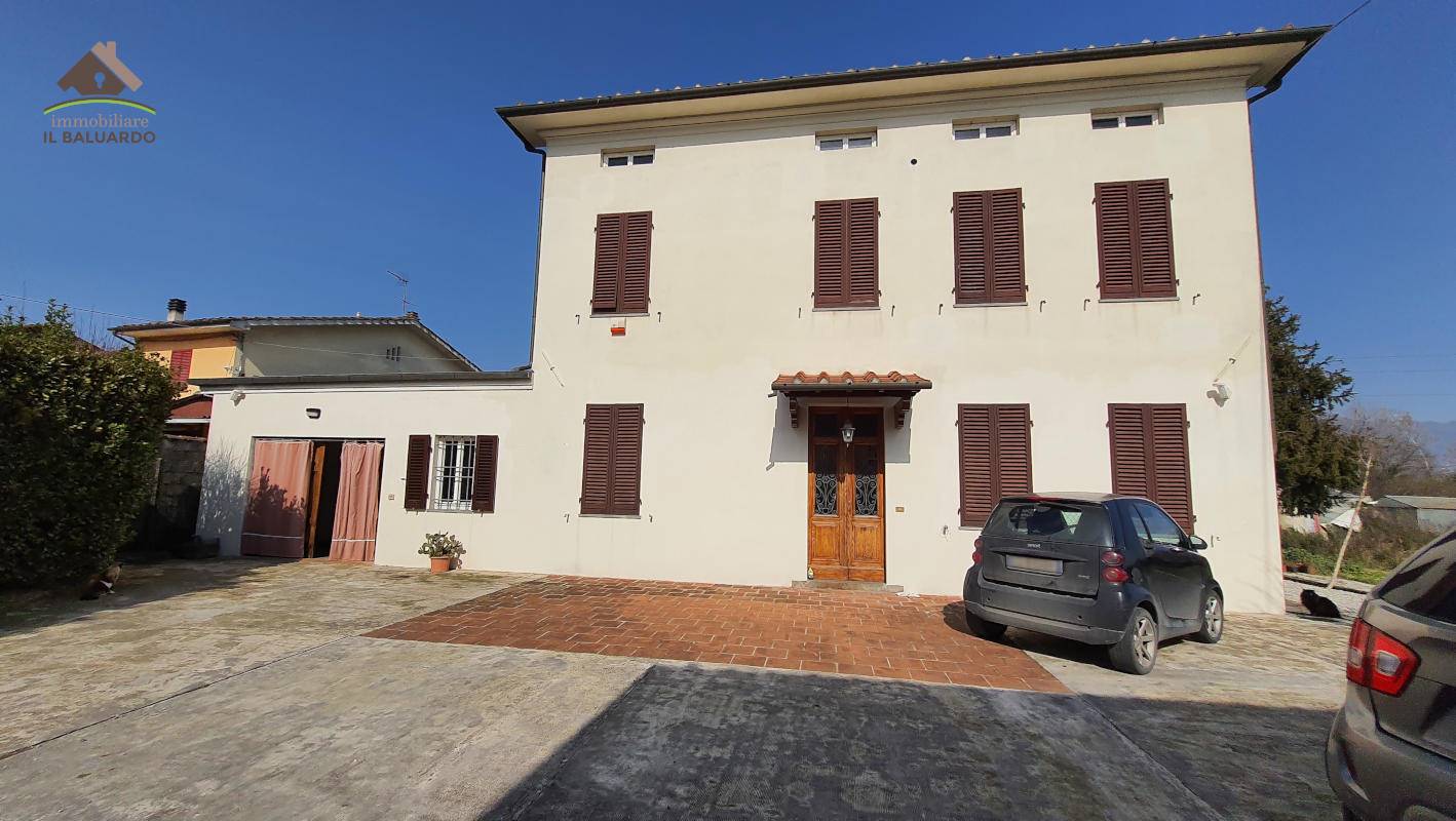 Casa singola in Via Lombarda in zona Lammari a Capannori