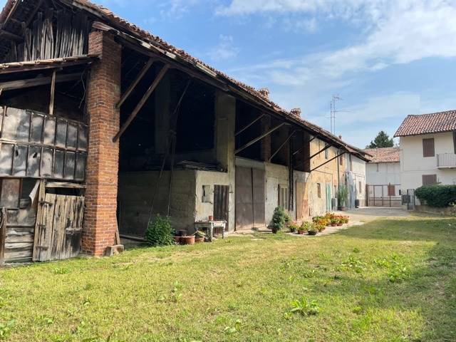 Rustico casale in vendita a Vigevano Pavia