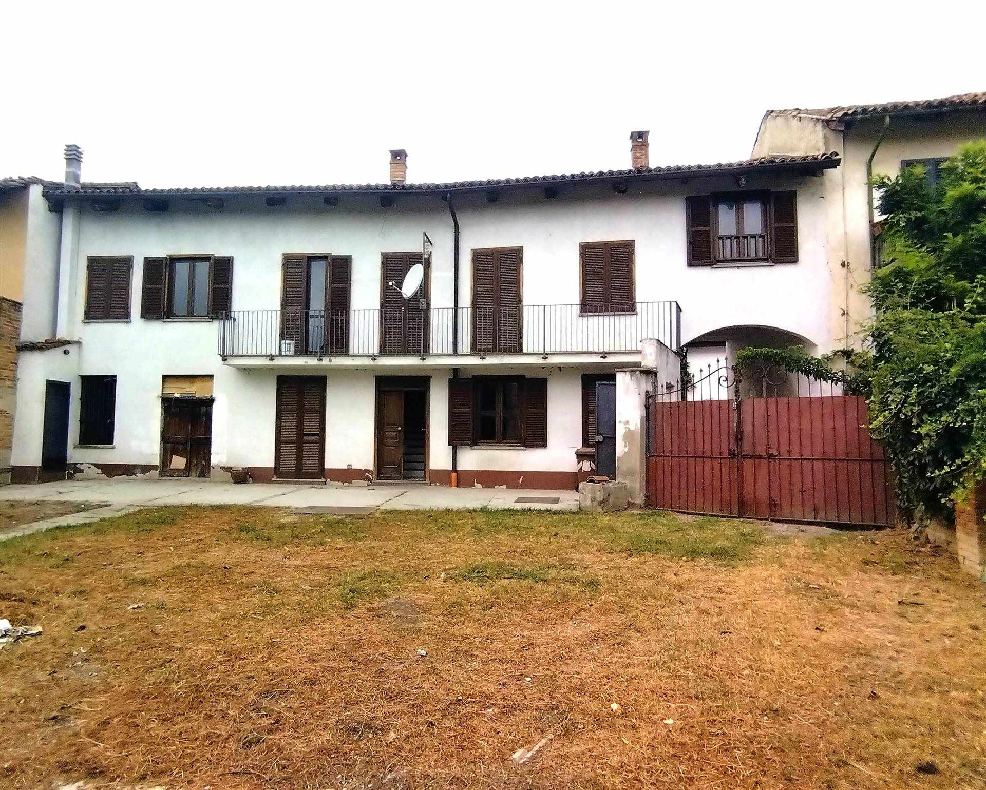 Casa semi indipendente a Celle Enomondo