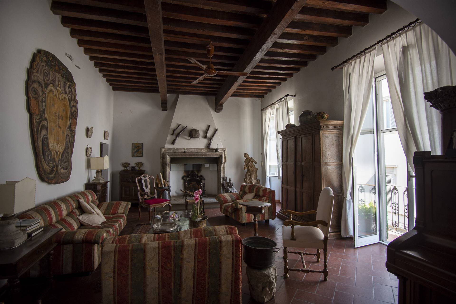 BORGO OGNISSANTI, FIRENZE, Apartment for sale of 270 Sq. mt., Habitable, Heating Individual heating system, Energetic class: G, Epi: 230 kwh/m2 year, 