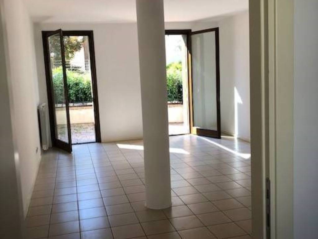 Appartamento in vendita a Castelvetro Piacentino Piacenza
