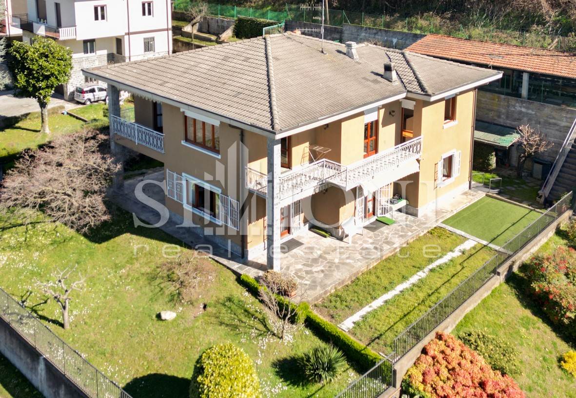 Vendita Villa unifamiliare Casa/Villa Varese     484309