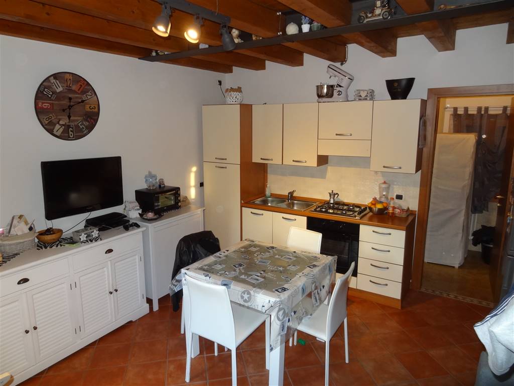 TRIVIGNANO, VENEZIA, Terraced villa for rent of 70 Sq. mt., Excellent Condition, Heating Individual heating system, Energetic class: D, Epi: 131,54 