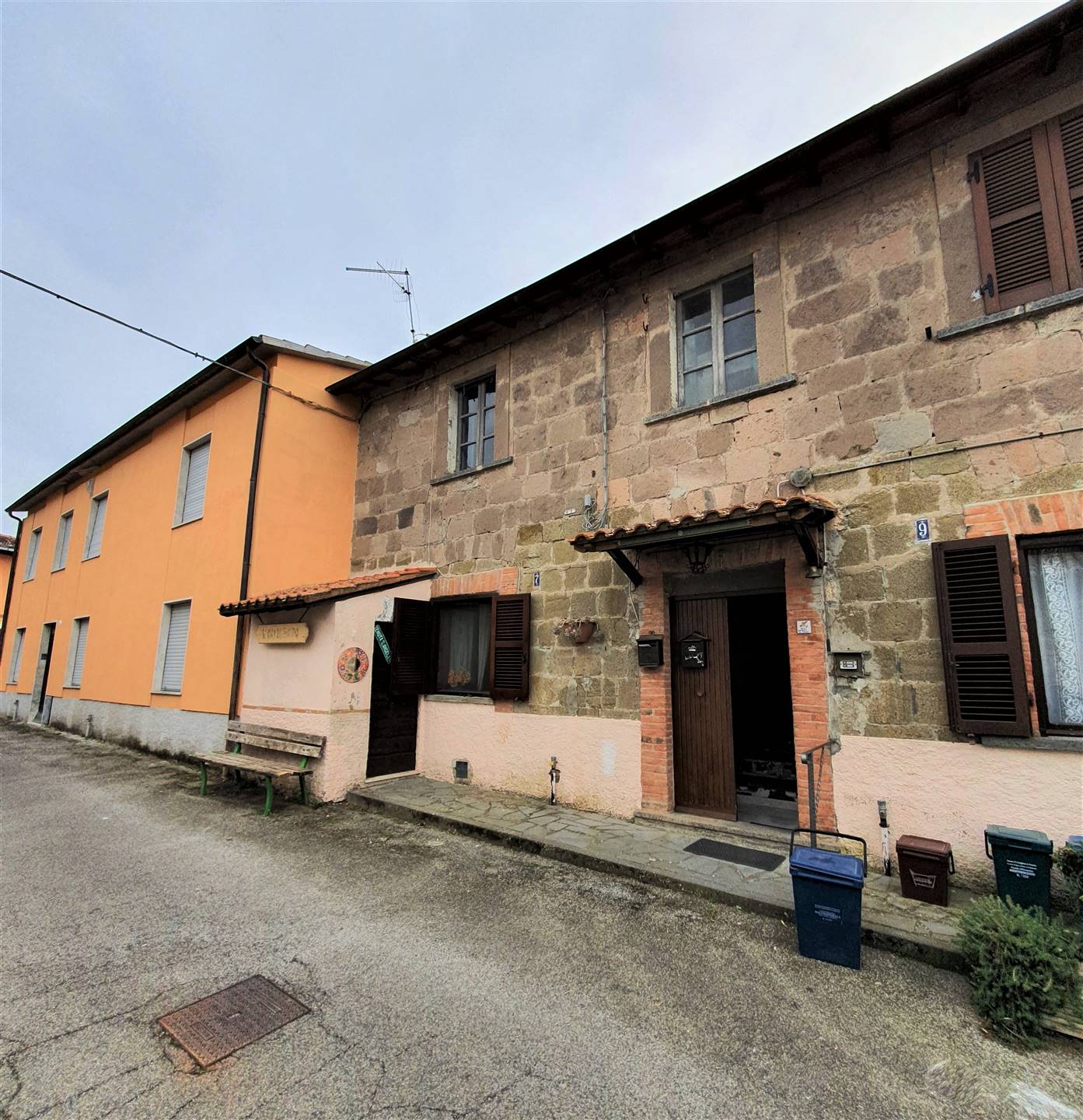 Bilocale in Via Nuova in zona Sermugnano a Castiglione in Teverina