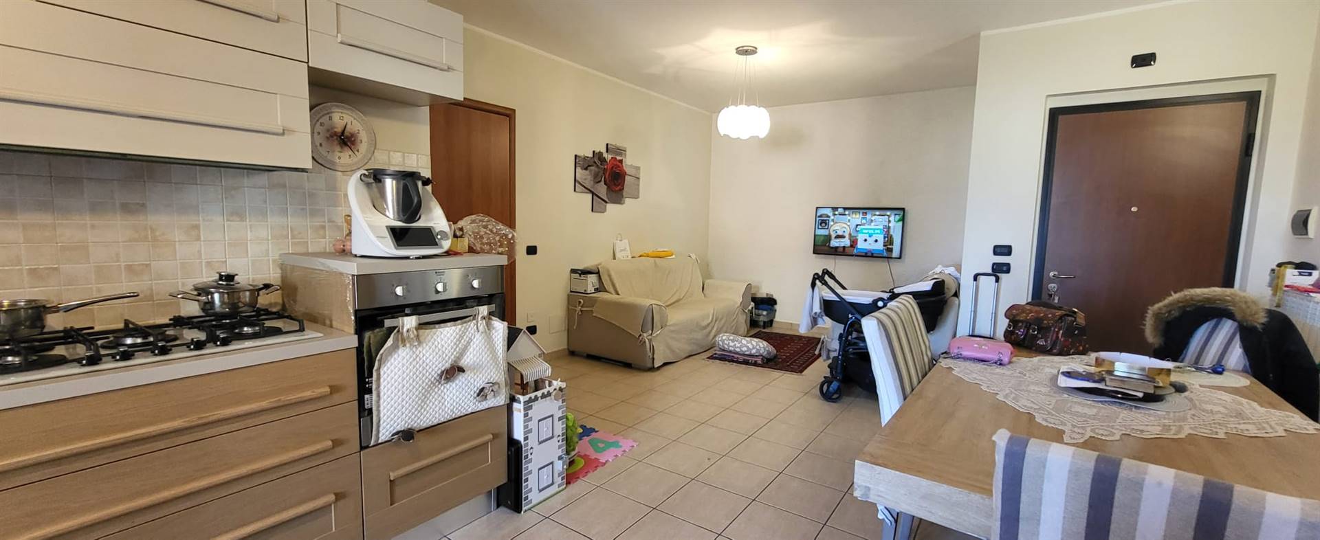 STAZIONE DI MONTALTO, MONTALTO UFFUGO, Apartment for rent of 91 Sq. mt., Excellent Condition, Energetic class: G, composed by: 4 Rooms, Show cooking, 