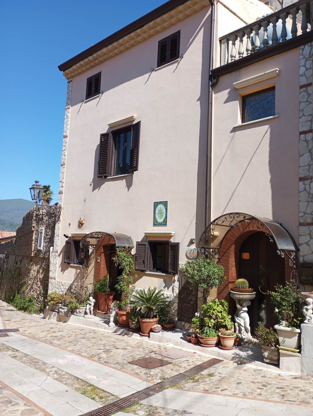 MONTALTO UFFUGO, Apartment for sale of 152 Sq. mt., Excellent Condition, Heating Individual heating system, composed by: 4 Rooms, Separate kitchen, , 