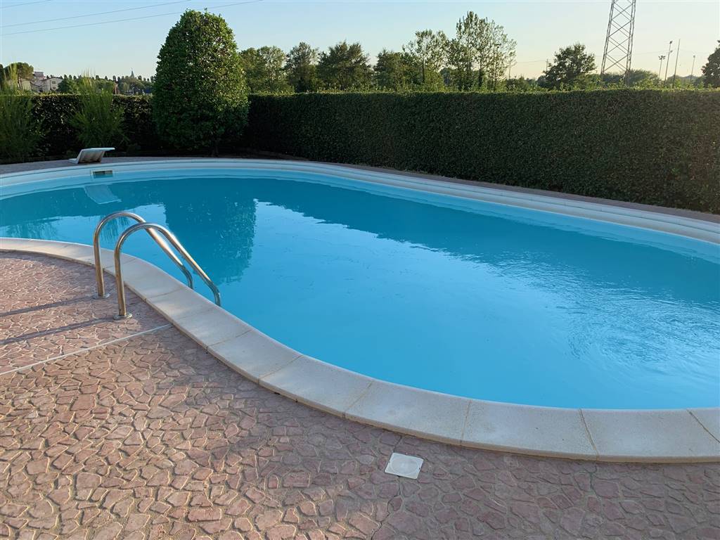 piscina lussuosa villa Mestre in vendita 