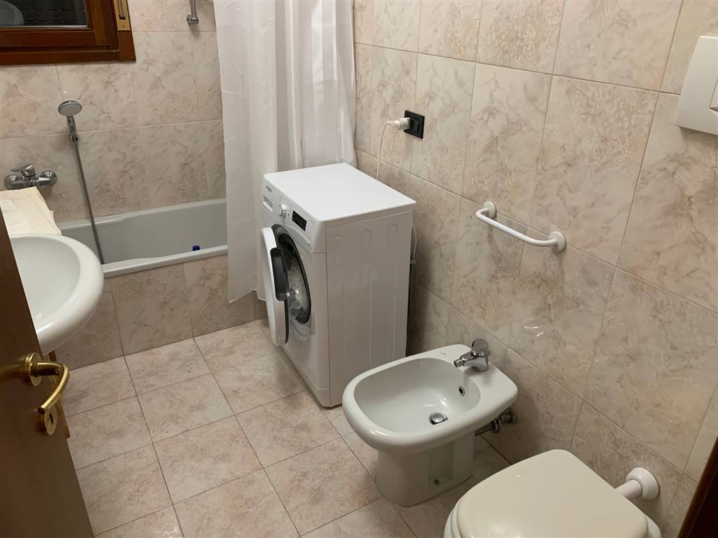 bagno appartamento in affitto Mestre euro 700