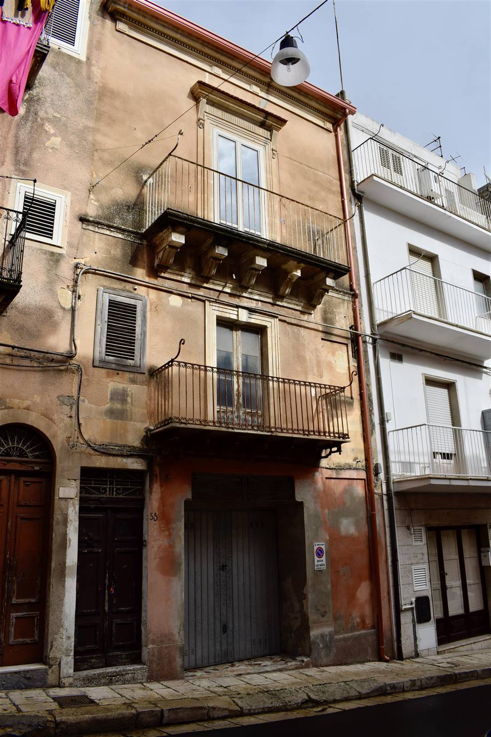 Casa singola in Via S.anna 55 in zona Quartiere Carmine a Ragusa