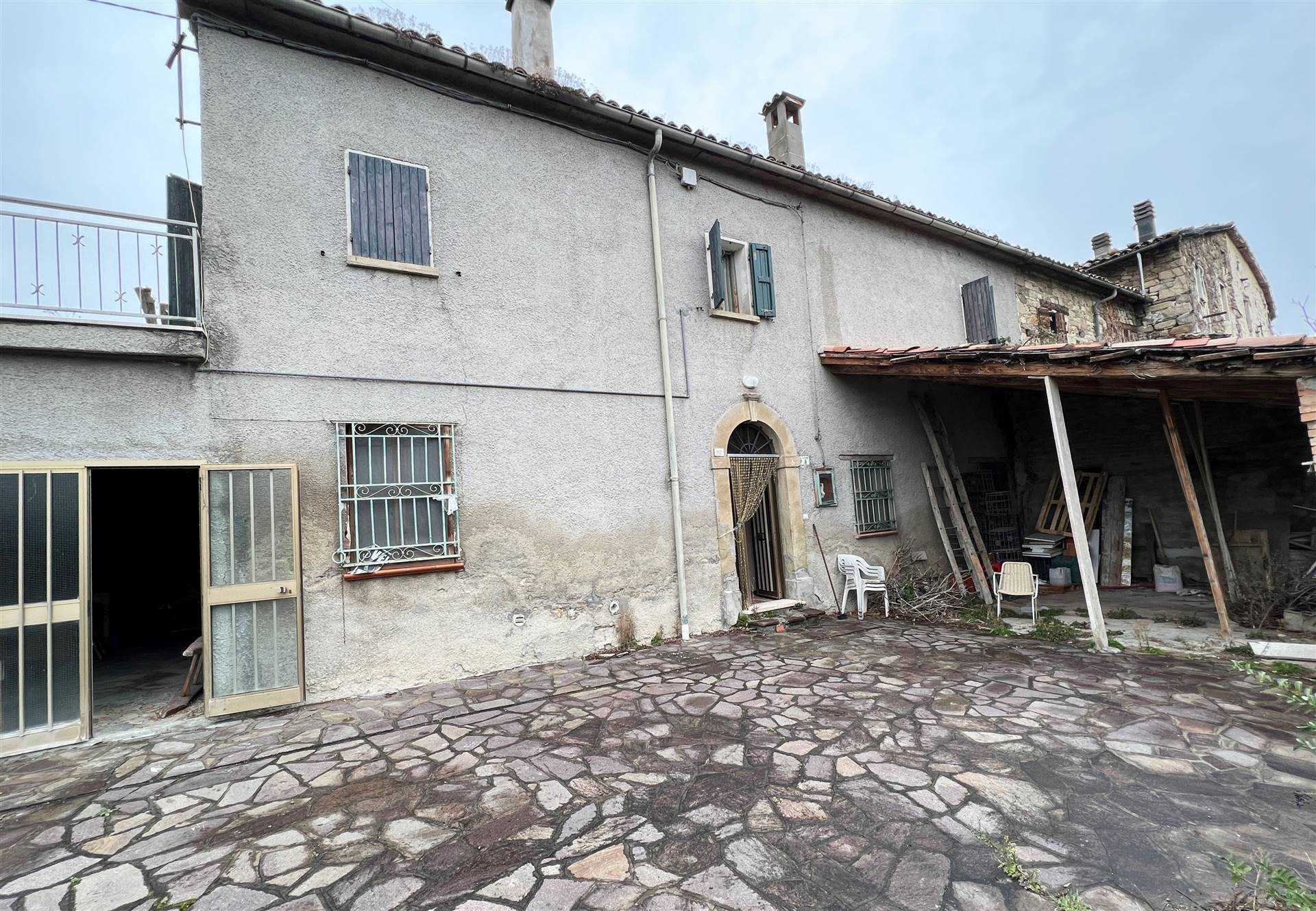 Casa semi indipendente in vendita a Novafeltria Rimini Secchiano-uffogliano