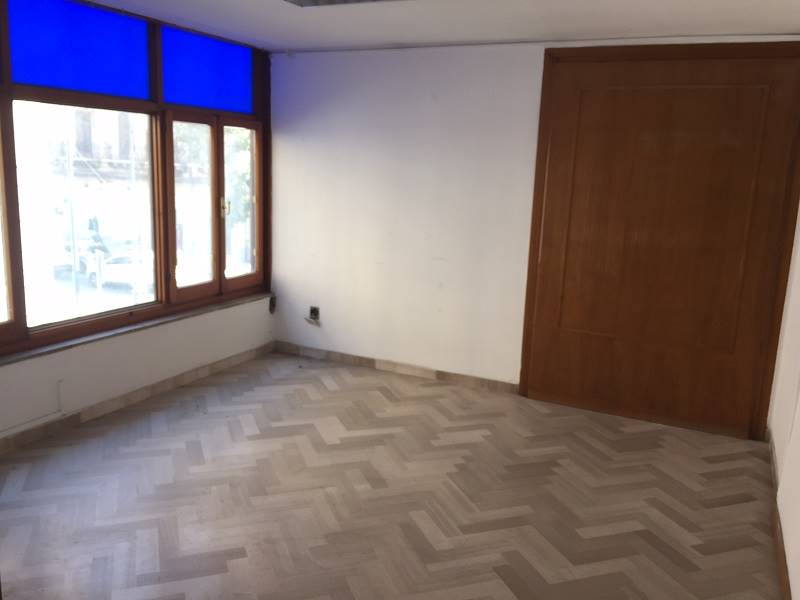PORTO, PALERMO, Office for rent, Energetic class: G, Epi: 175 kwh/m3 year, composed by: 4 Rooms, 2 Bathrooms, Price: € 780
