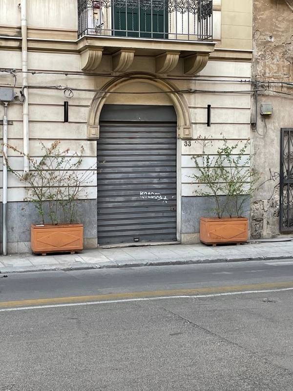 BORGO VECCHIO, PALERMO, Warehouse for sale of 44 Sq. mt., Be restored, Energetic class: G, Epi: 175 kwh/m3 year, placed at Ground on 2, composed by: 