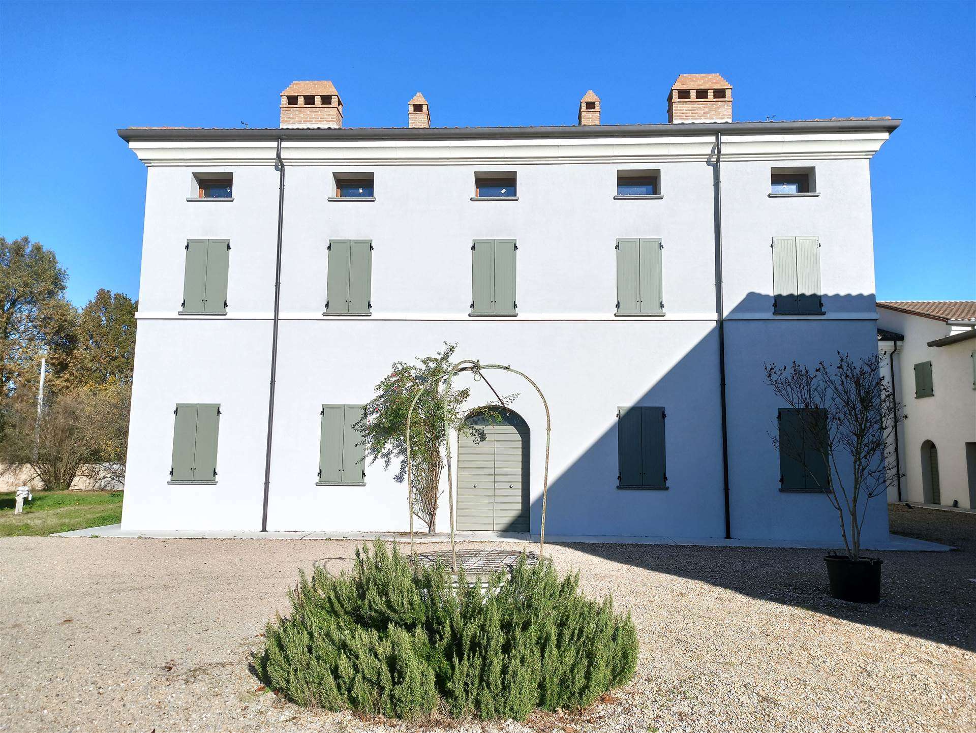 Villa bifamiliare in vendita a Medolla Modena La Carandina
