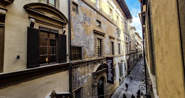 CENTRO STORICO, FIRENZE, Apartment for sale, Excellent Condition, Heating Centralized, Energetic class: G, placed at 1°, composed by: 2 Rooms, 