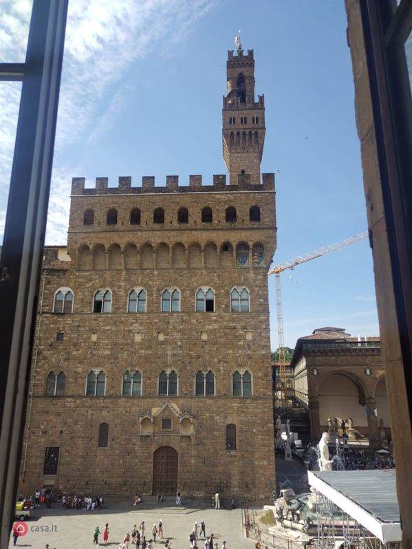 CENTRO STORICO, FIRENZE, Office for rent of 35 Sq. mt., Excellent Condition, Heating Individual heating system, Energetic class: G, placed at 3°, 