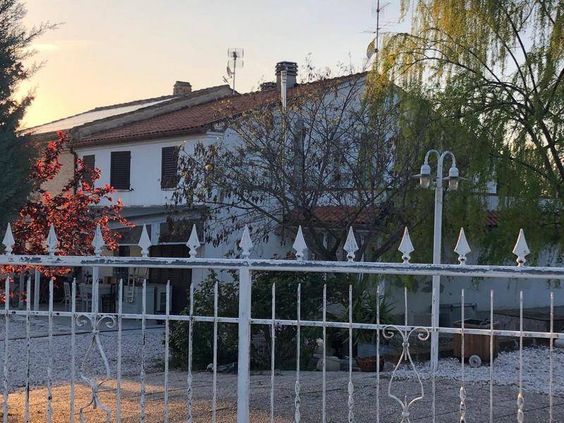 Villa bifamiliare in vendita a Ancona Barcaglione
