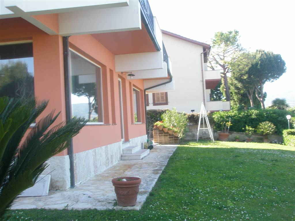 Villa bifamiliare in vendita a Numana Ancona Marcelli