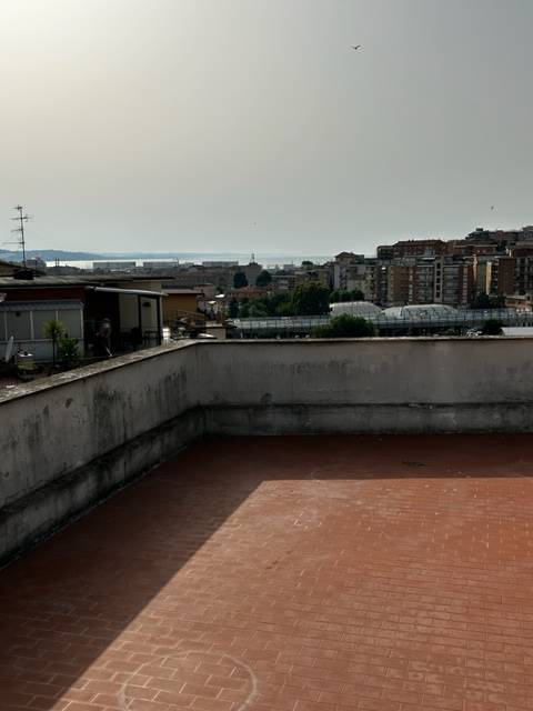Appartamento da ristrutturare in zona Grazie a Ancona