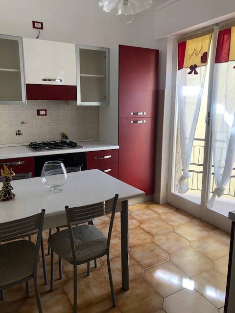 VENTIMIGLIA, Apartment for the vacation for rent of 75 Sq. mt., Energetic class: G, placed at 1°, composed by: 4 Rooms, Separate kitchen, , 2 