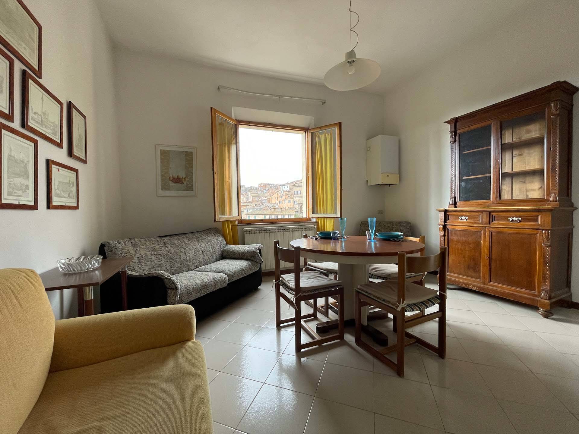 In the Torre district, two-room apartment on the first floor of a building in excellent repair and with access from two roads. The wonderful panorama 