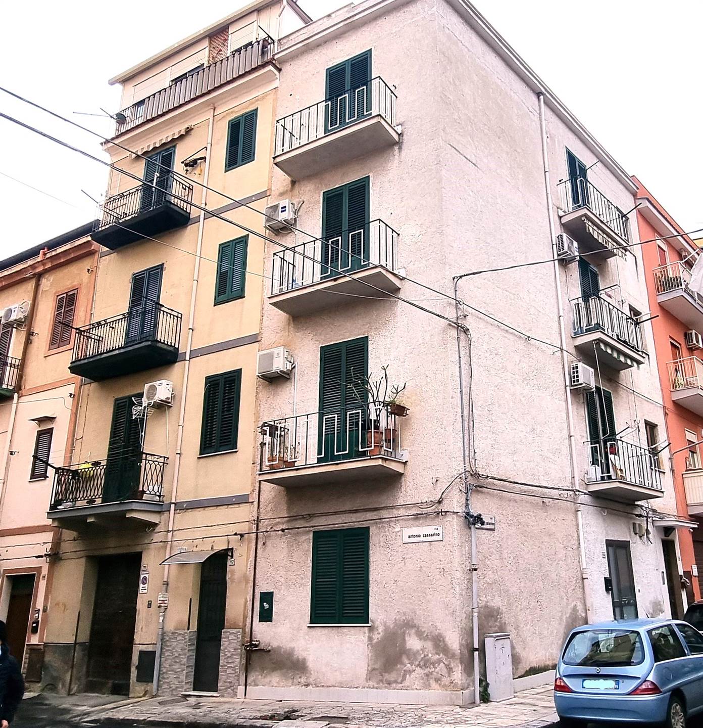 Monolocale in Via Cassarino 112 in zona Perpignano Bassa a Palermo