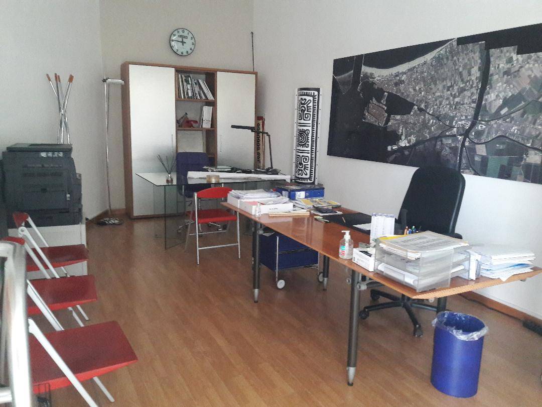 SOTTOMARINA, CHIOGGIA, Store for rent of 25 Sq. mt., Good condition, Heating Individual heating system, Energetic class: G, placed at Ground on 7, 
