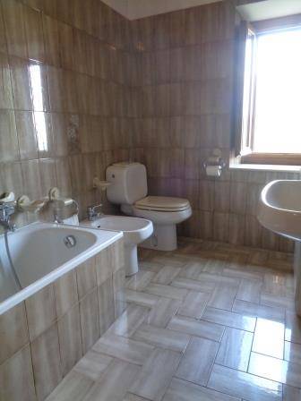 Il bagno - The bathroom -