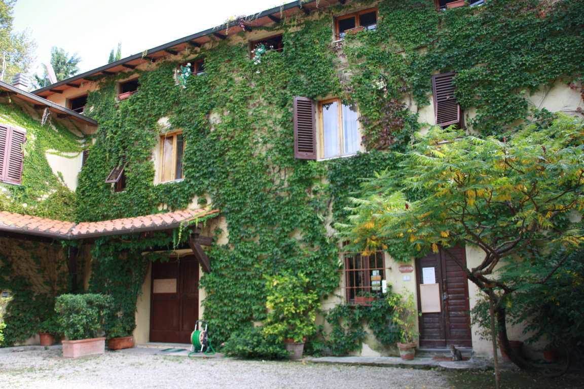 LOPPIANO, FIGLINE E INCISA VALDARNO, Farmstead for sale of 1774 Sq. mt., Habitable, Energetic class: G, placed at Ground on 2, composed by: 40 Rooms, 