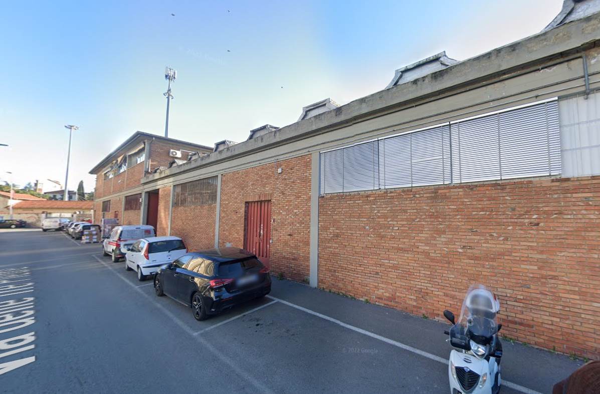 FIRENZE NOVA, FIRENZE, Warehouse for sale of 486 Sq. mt., Habitable, Energetic class: G, placed at Ground, composed by: 5 Rooms, 3 Bathrooms, Price: 