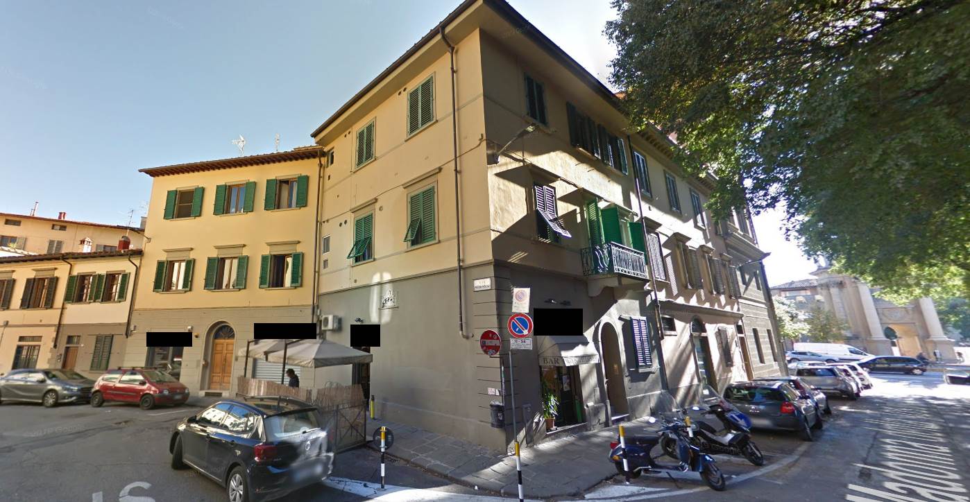 VENDITA TRAMITE ASTA GIUDIZIARIA - Unità immobiliare posta al piano terreno via Madonna della Tosse n° 4 Firenze. Il fondo ha doppio ingresso su 